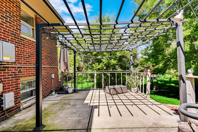 3252 87TH Street, Darien, IL 60561