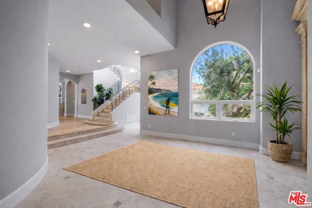 6015 Galahad Road, Malibu, CA 90265