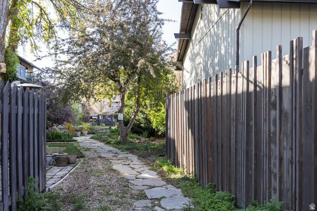 4676 S WOODDUCK LN, Millcreek, UT 84117
