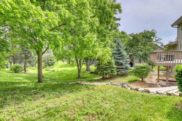800 Schloemer DRIVE, West Bend, WI 53095