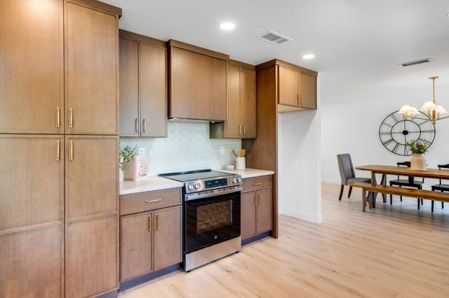 5020 Topaz Ave, Rocklin, CA 95677