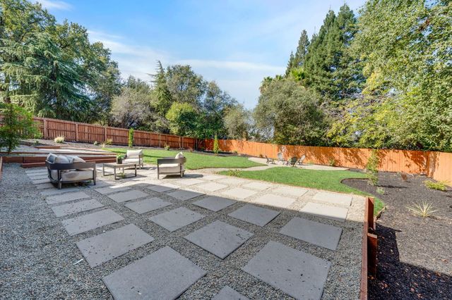 5020 Topaz Ave, Rocklin, CA 95677