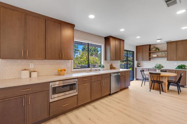 5020 Topaz Ave, Rocklin, CA 95677