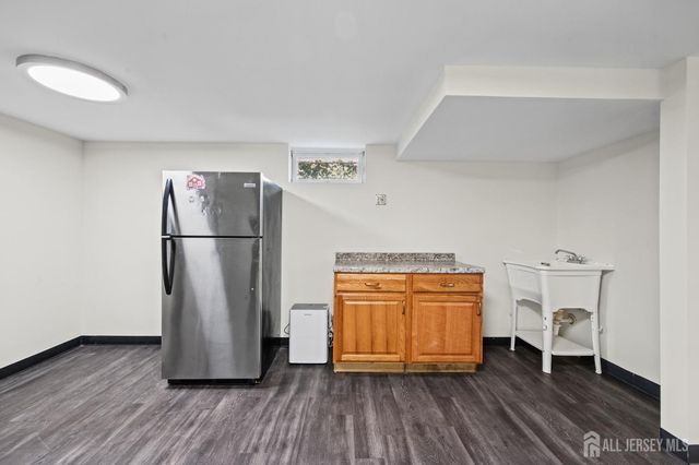 20 Suydam Avenue, Edison, NJ 08817