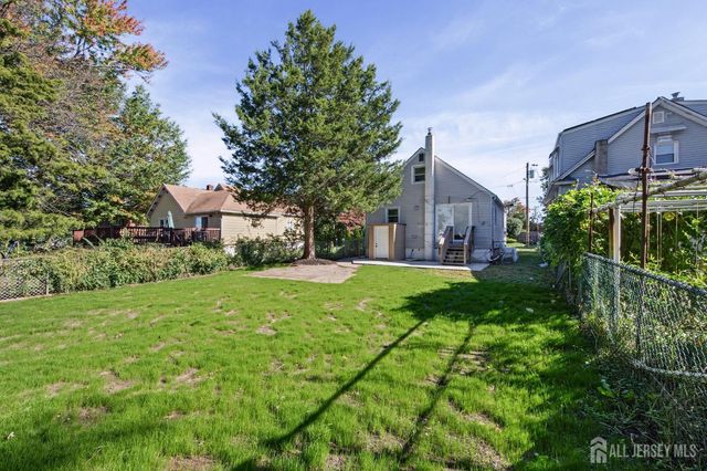 20 Suydam Avenue, Edison, NJ 08817