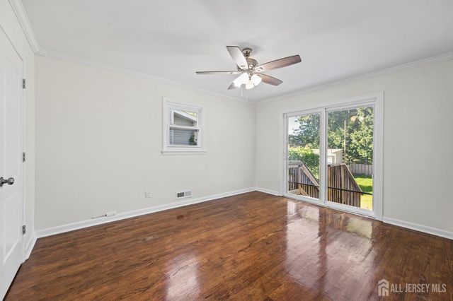 20 Suydam Avenue, Edison, NJ 08817