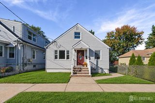20 Suydam Avenue, Edison, NJ 08817