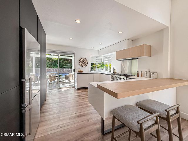 1732 Amarelle Street, Newbury Park, CA 91320