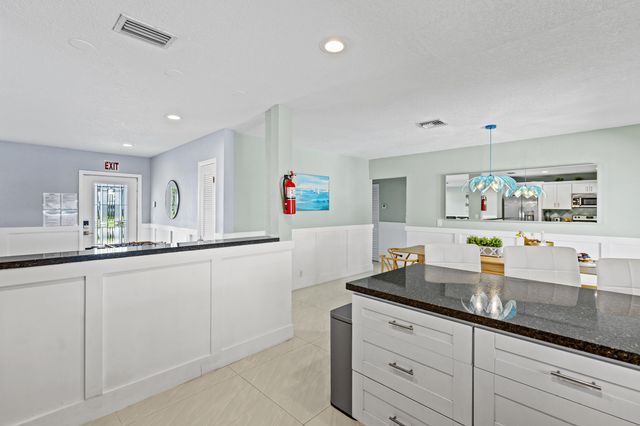 1422 COOLIDGE Street none, Hollywood, FL 33020