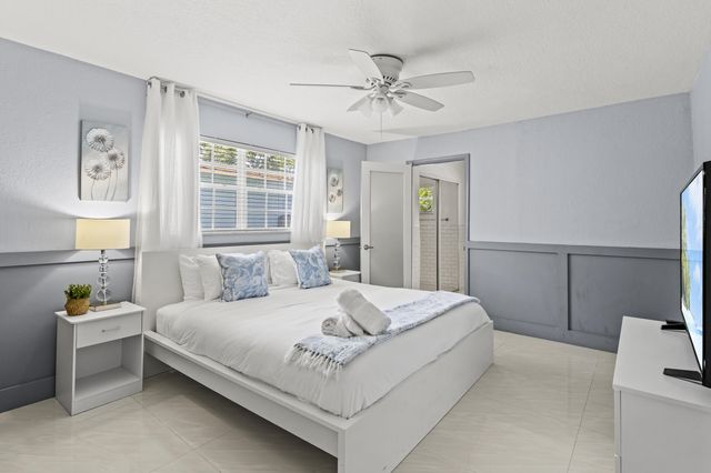 1422 COOLIDGE Street none, Hollywood, FL 33020