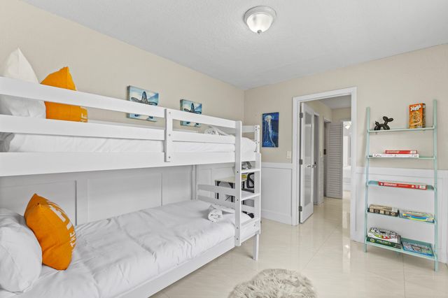 1422 COOLIDGE Street none, Hollywood, FL 33020