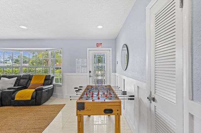1422 COOLIDGE Street none, Hollywood, FL 33020