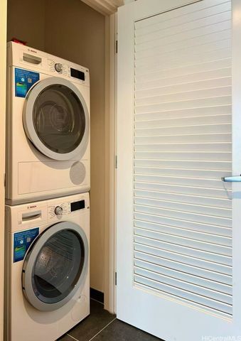 1390 Kapiolani Boulevard 3311, Honolulu, HI 96814