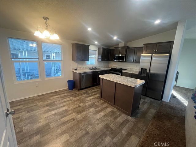 4400 W Florida 254, Hemet, CA 92545