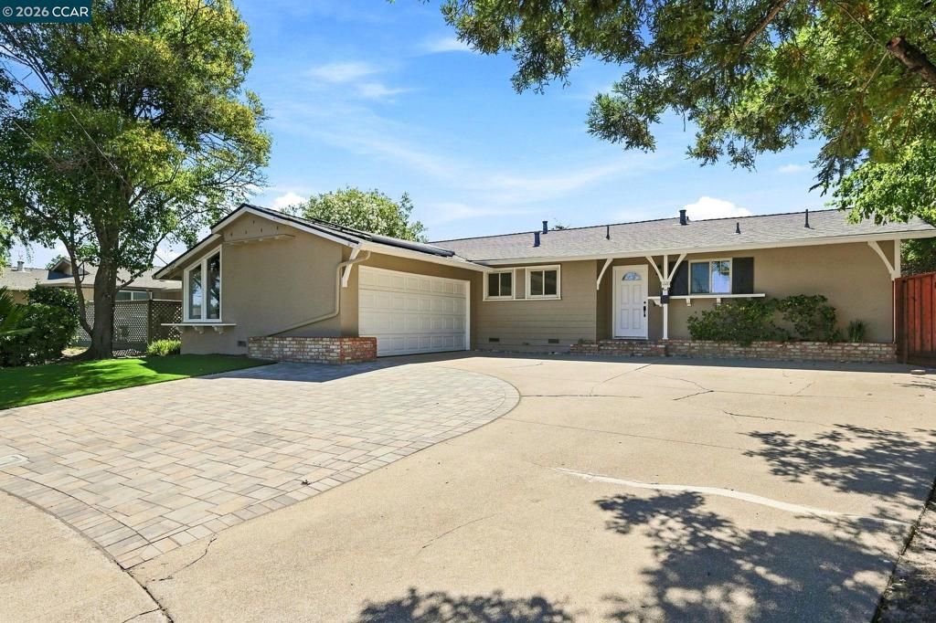 Image 3 of property listing at 1226 Cheshire Court, Concord, CA 94521