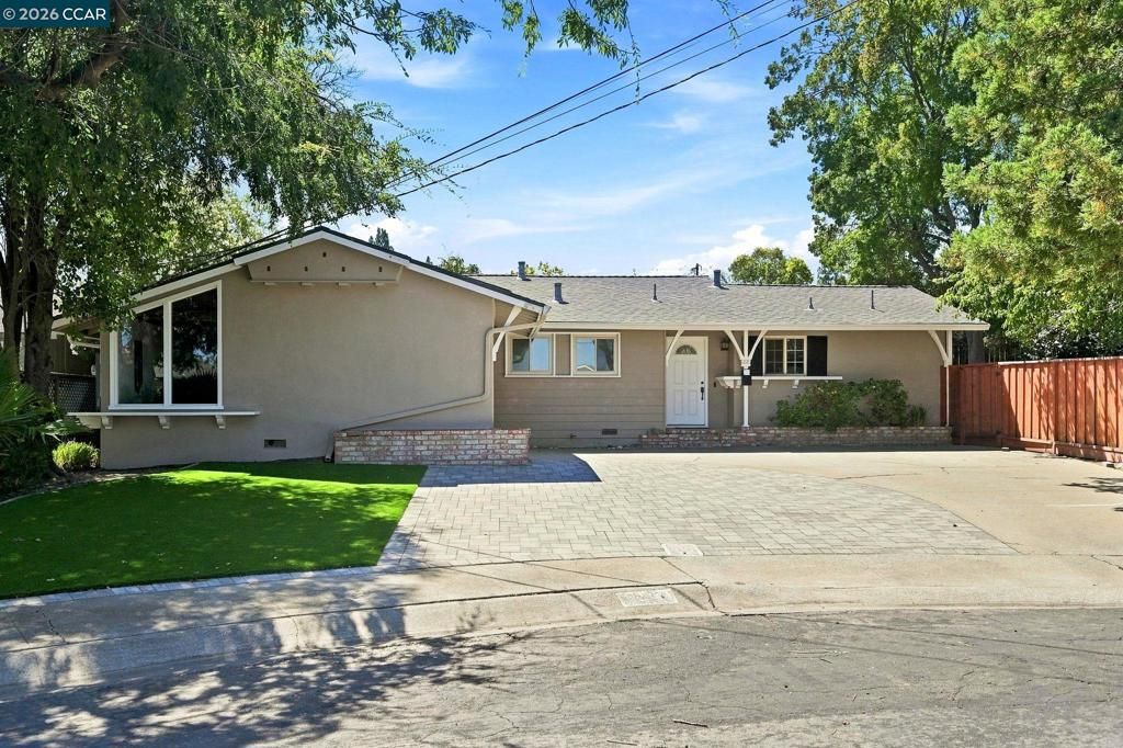 Image 4 of property listing at 1226 Cheshire Court, Concord, CA 94521