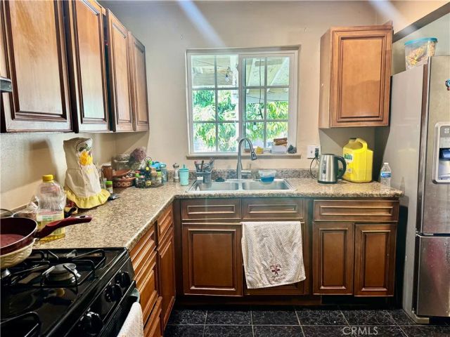 1042 N Alice, Rialto, CA 92376