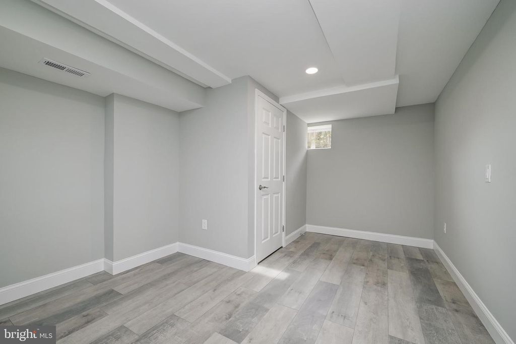 6408 85TH, New Carrollton, MD 20784