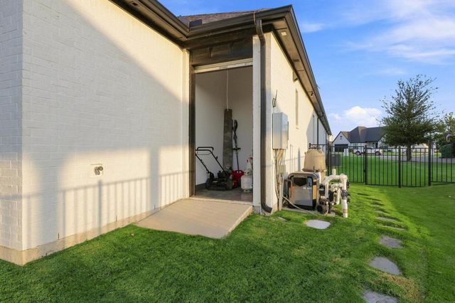 1604 Covered Bridge Court, Gunter, TX 75058