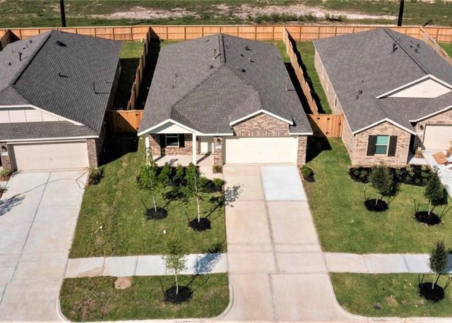 9206 Harvest Steel Drive, Baytown, TX 77521