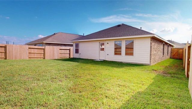 9206 Harvest Steel Drive, Baytown, TX 77521