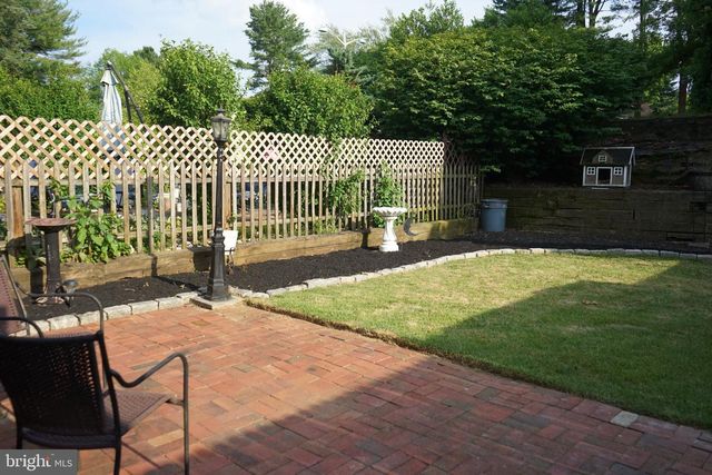 96 FARNWOOD RD, Mount Laurel, NJ 08054