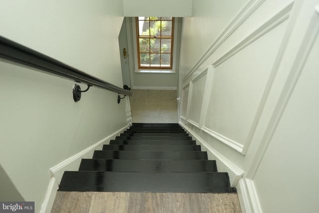 96 FARNWOOD RD, Mount Laurel, NJ 08054