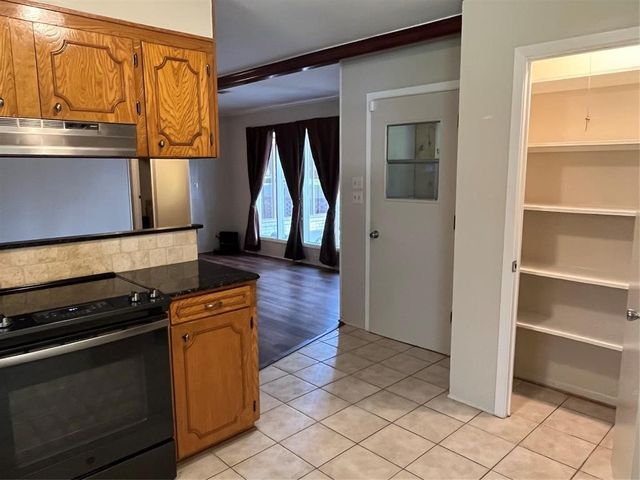 3020 Pines Road, Shreveport, LA 71119