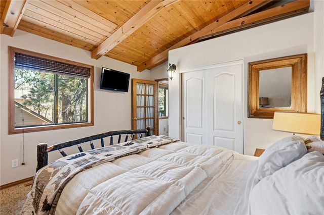 1584 Wolf Road, Big Bear Lake, CA 92315