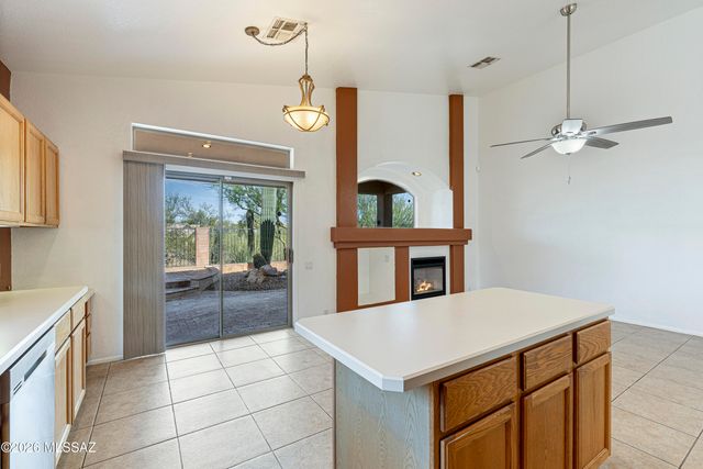 11109 N Eagle Crest Drive, Tucson, AZ 85737