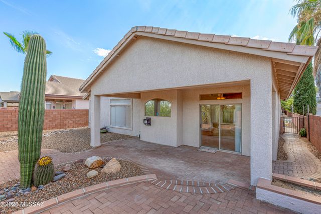 11109 N Eagle Crest Drive, Tucson, AZ 85737