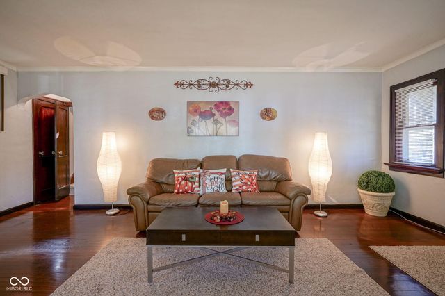 5911 E 18th Street, Indianapolis, IN 46218