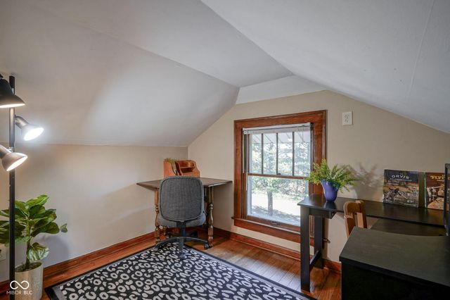 5911 E 18th Street, Indianapolis, IN 46218