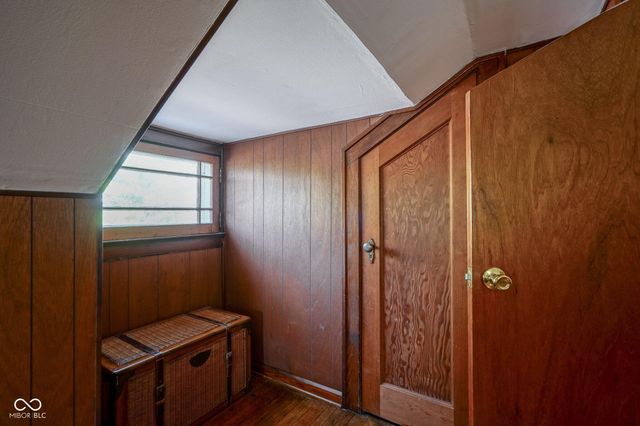 5911 E 18th Street, Indianapolis, IN 46218