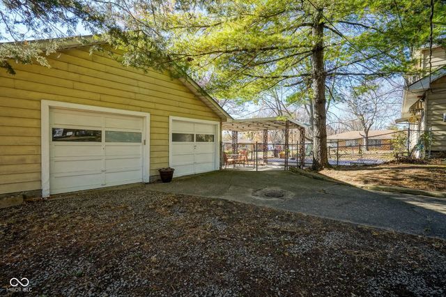 5911 E 18th Street, Indianapolis, IN 46218