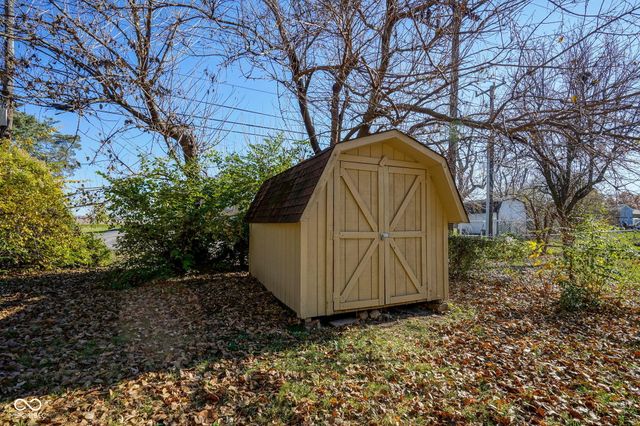 5911 E 18th Street, Indianapolis, IN 46218