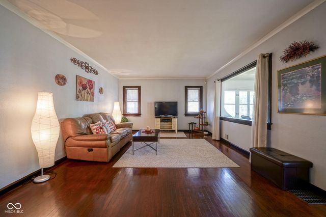 5911 E 18th Street, Indianapolis, IN 46218