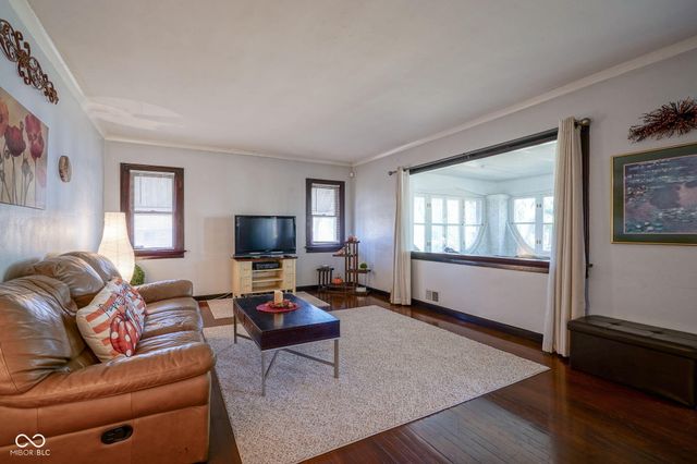 5911 E 18th Street, Indianapolis, IN 46218