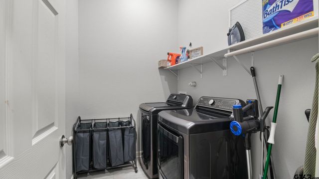 516 W FRONT, Mineola, TX 75773