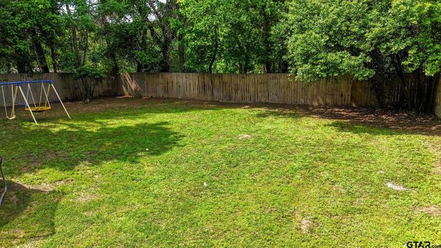516 W FRONT, Mineola, TX 75773