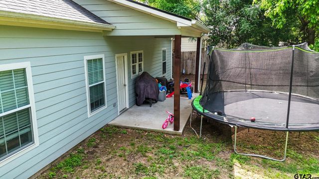 516 W FRONT, Mineola, TX 75773
