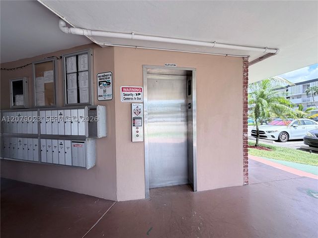 2951 NW 46th Ave 109, Lauderdale Lakes, FL 33313
