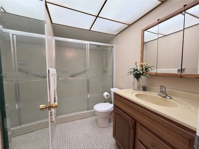 2951 NW 46th Ave 109, Lauderdale Lakes, FL 33313
