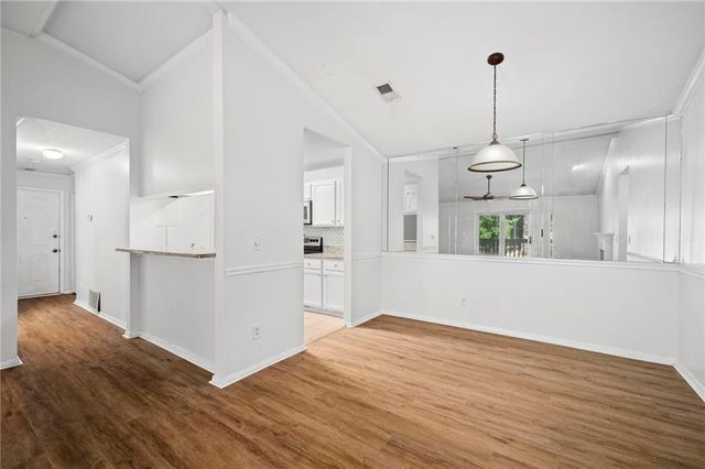 530 Warm Springs Circle, Roswell, GA 30075