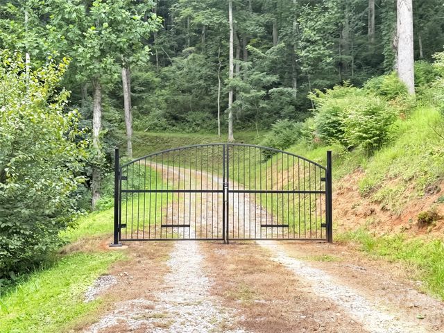 291 Incline Drive Drive, Sylva, NC 28779