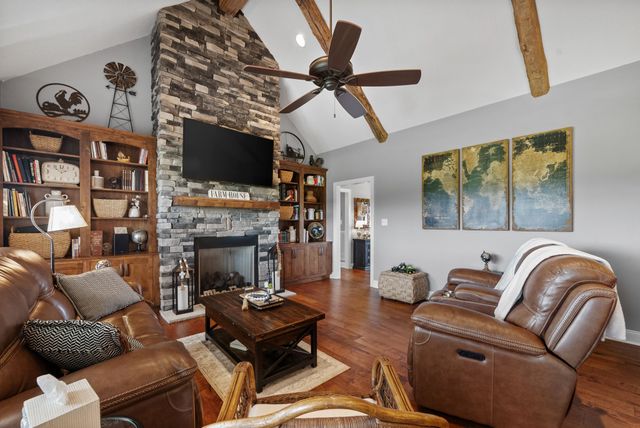 4420 Highway 48, Cumberland Furnace, TN 37051
