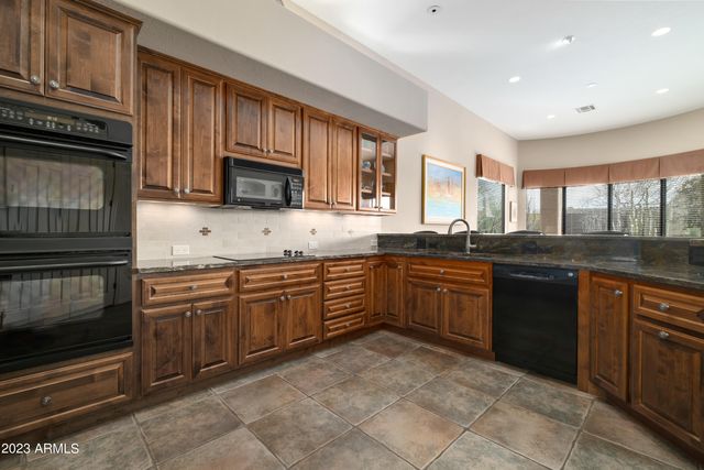 27913 N WALNUT CREEK Road, Rio Verde, AZ 85263