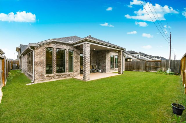 5042 Albany Shores Lane, Fulshear, TX 77441