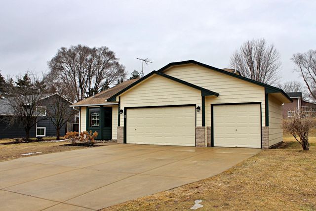 17398 Fontana Path, Farmington, MN 55024