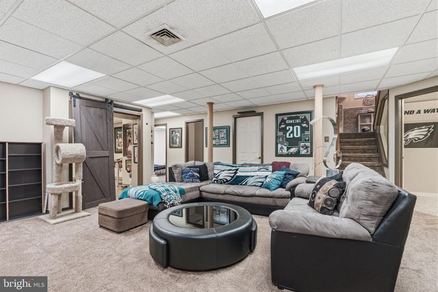 488 ANNA LYNN LN, Horsham, PA 19044